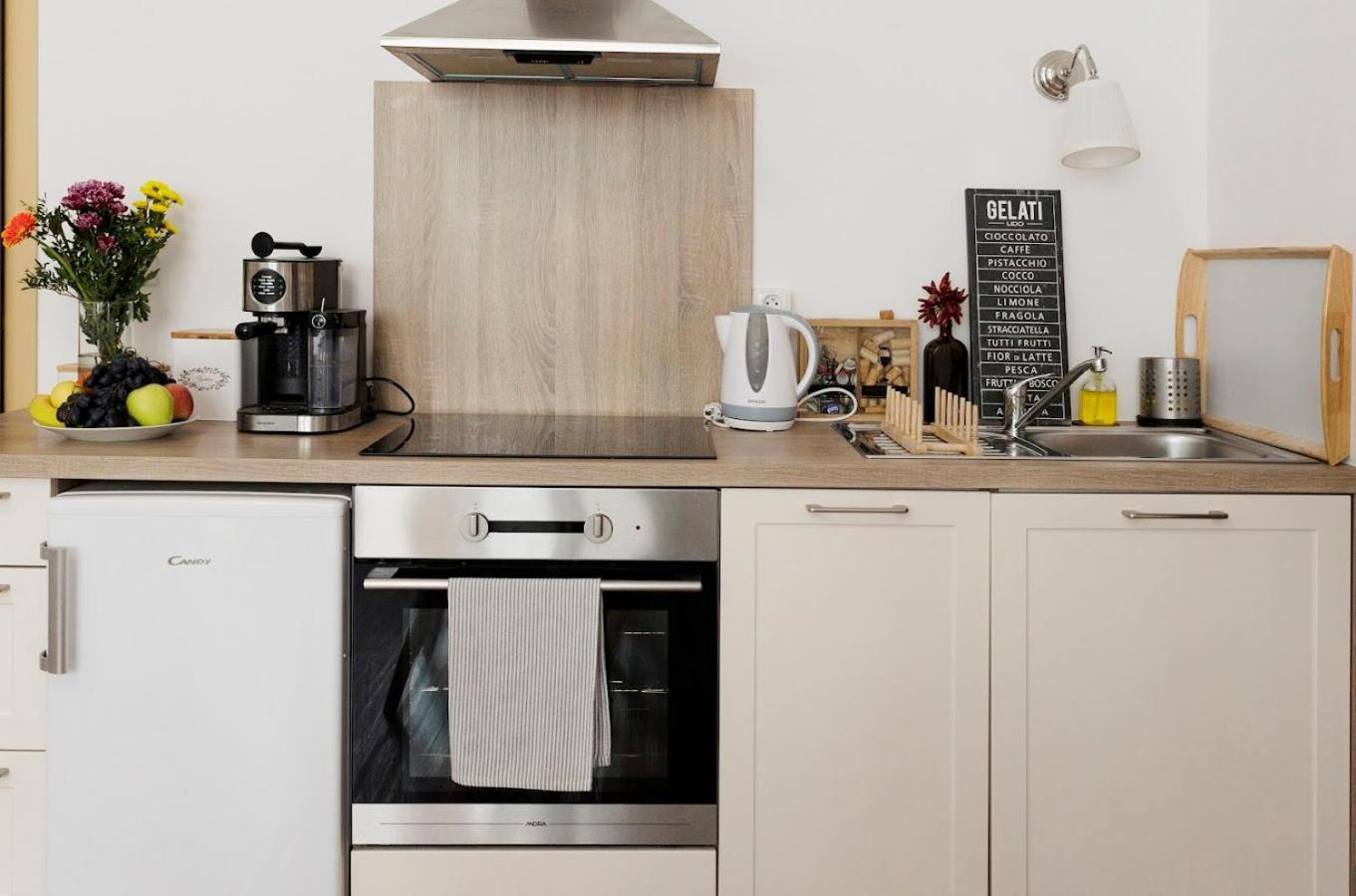 Diamond Residence In Old Town With Free Parking Bratislava Buitenkant foto