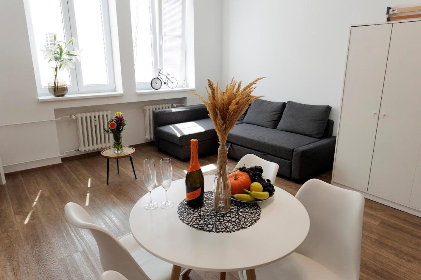 Diamond Residence In Old Town With Free Parking Bratislava Buitenkant foto