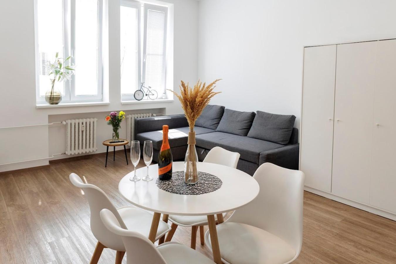 Diamond Residence In Old Town With Free Parking Bratislava Buitenkant foto